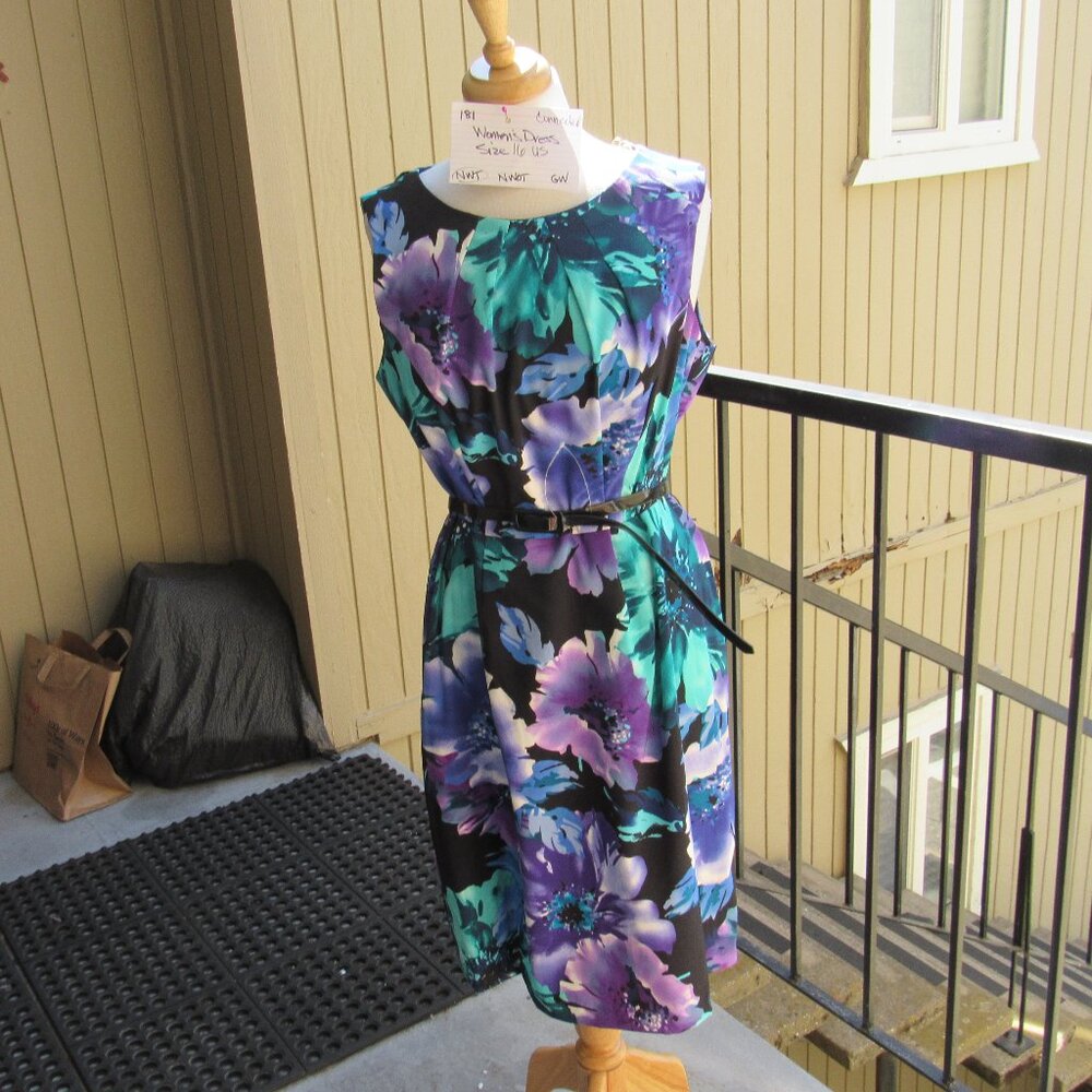 #181  NEW WOMEN'S FLORAL DRESS BY CONNECTED  (SIZE 16)